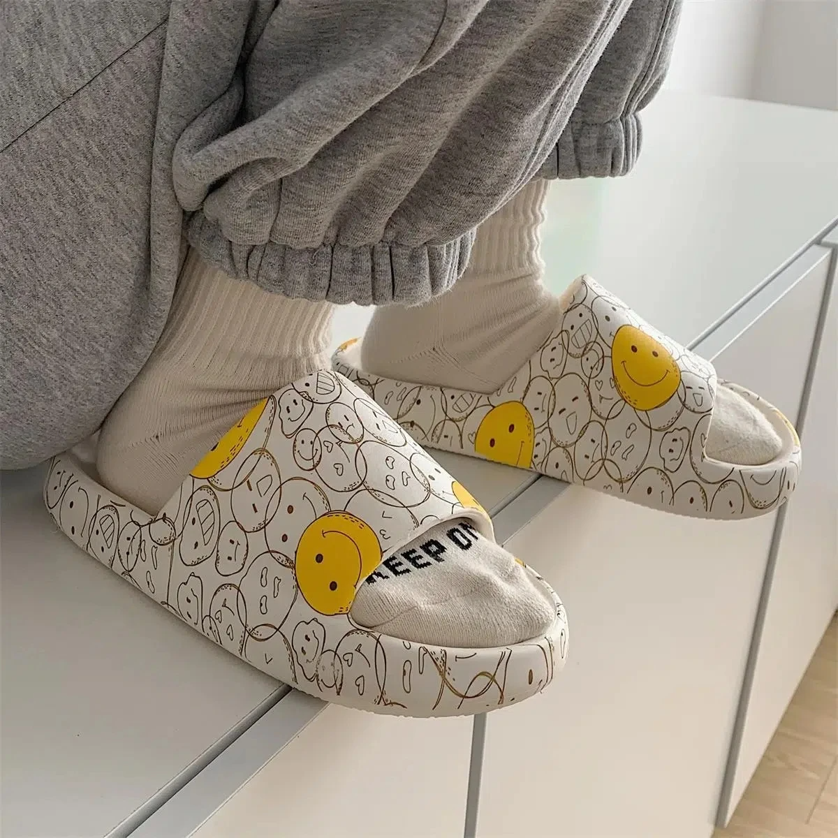 Chinelo Slide Divertido Carinhas